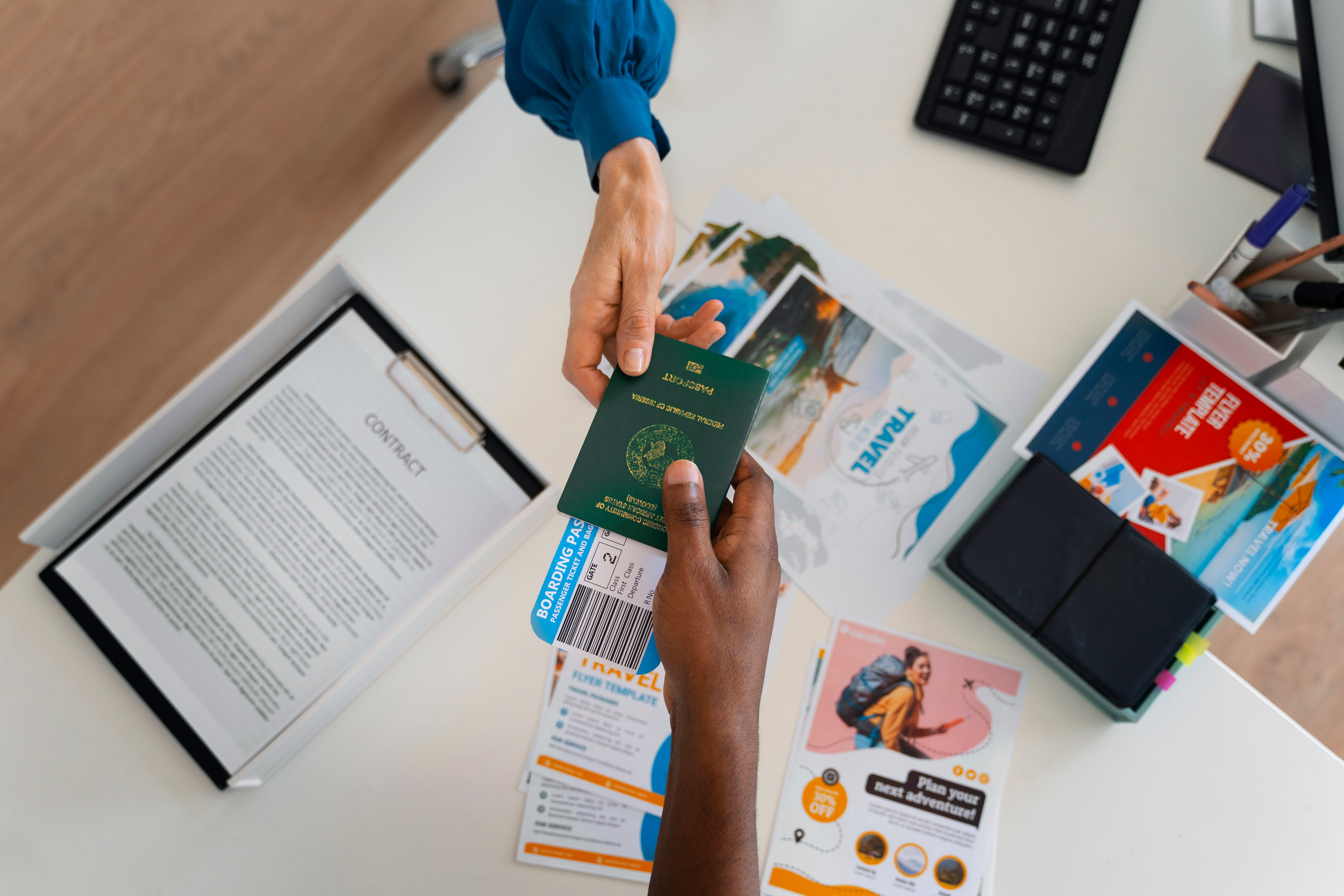 UAE tourist visa consultant team